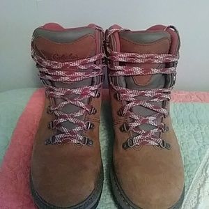 Cabella's Hiking Boots Size 9